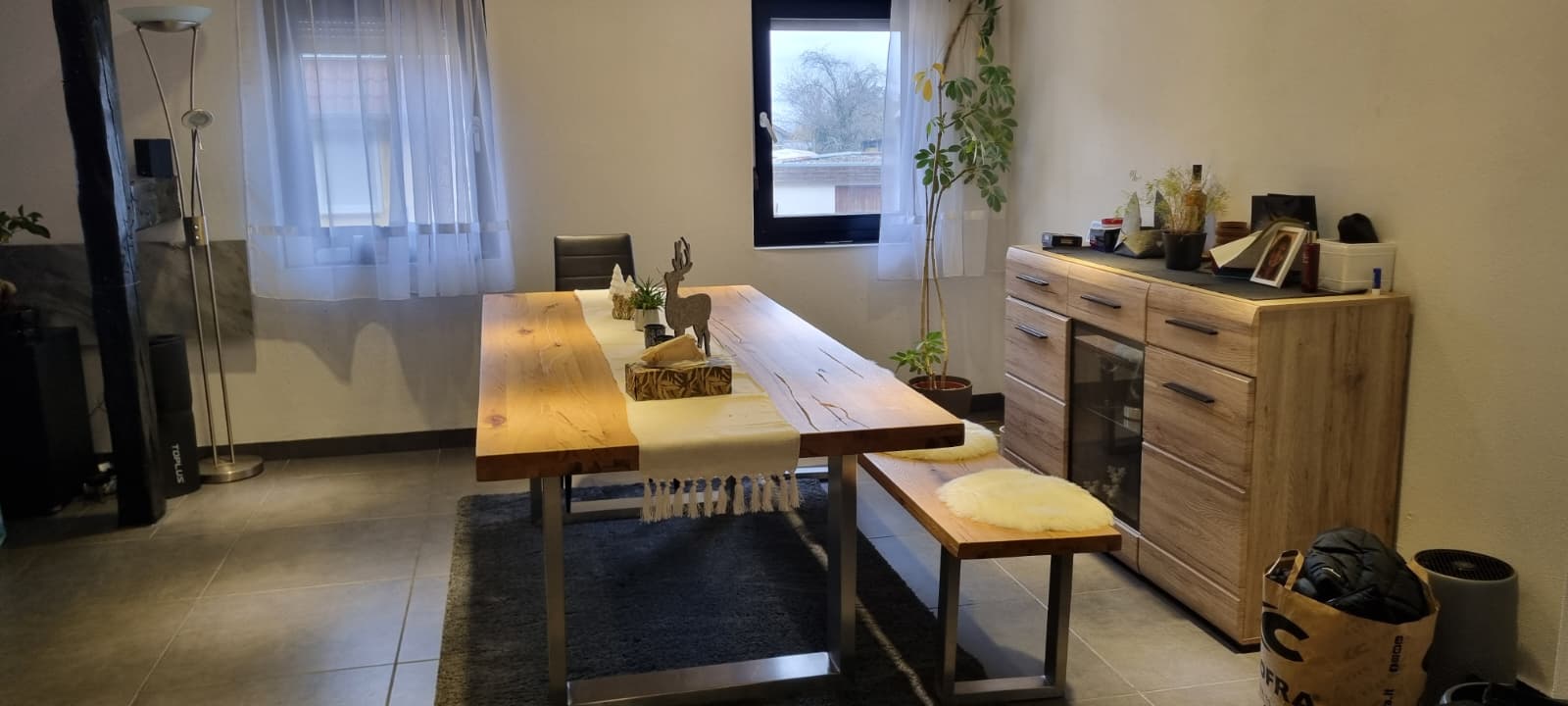 Helle 3,5 Zimmer Wohnung + brandneuer Einbauküche in Grunbach