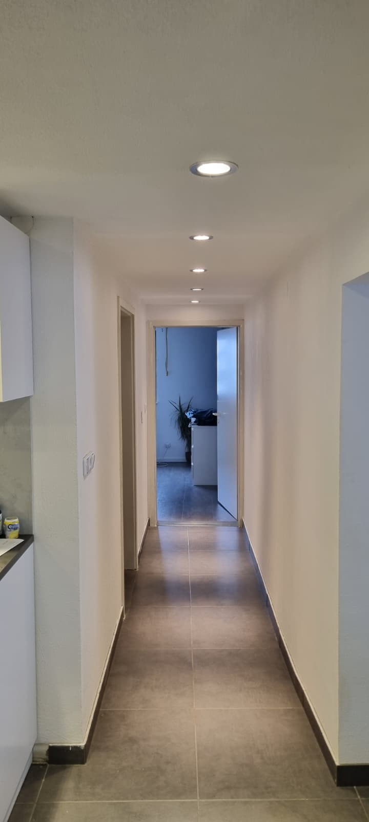 Helle 3,5 Zimmer Wohnung + brandneuer Einbauküche in Grunbach